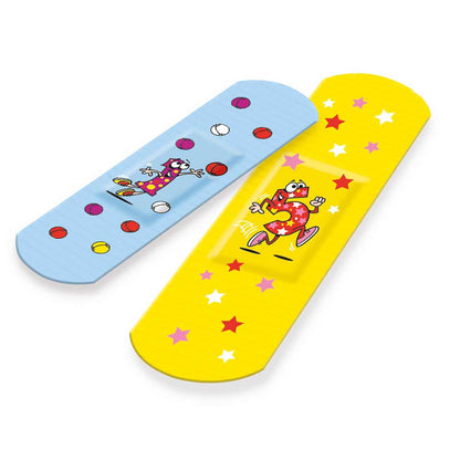 Bunte Kinderpflaster mit lustigen Motiven, blau und gelb, zwei Streifen