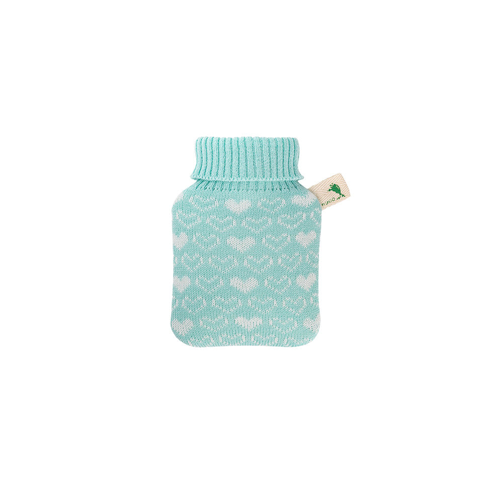 Mini-Wärmflasche mit Strickbezug in Mint, Herzmuster