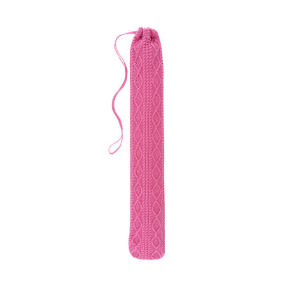 Wärmflaschenbezug in Pink mit Zopfmuster und Kordel am Verschluss