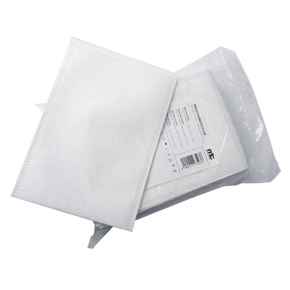 Unsterile Waschhandschuhe hellweiß in geöffneter Folienverpackung, rechteckig, gefaltet